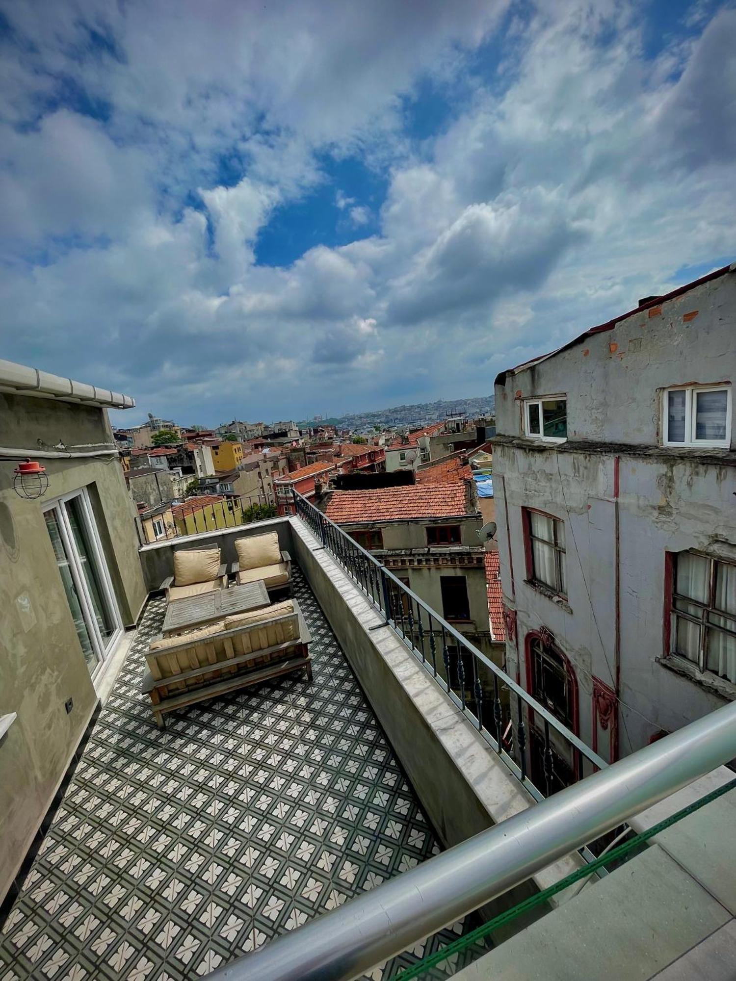 Elegance Aparts Cihangir Istanbul Luaran gambar